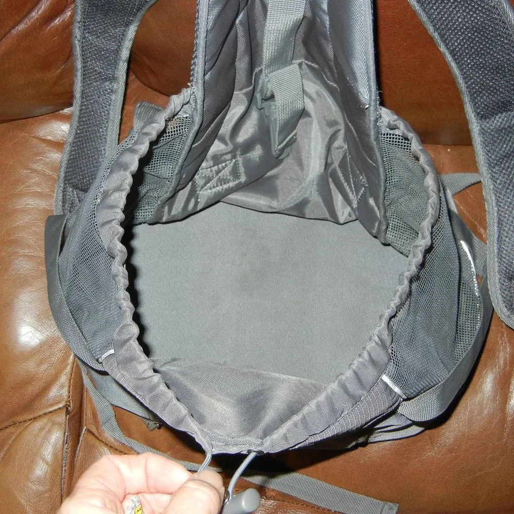Outward Hound Pooch Pet Carrier
